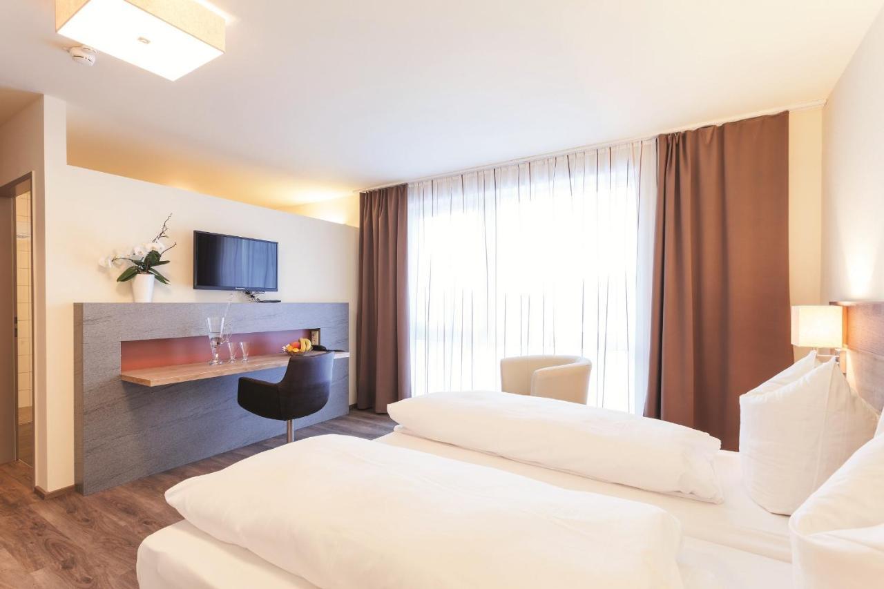 Hotel Alpenblick Kirchschlag bei Linz ภายนอก รูปภาพ